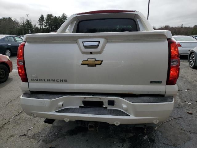 Photo 6 from auction – 2011 CHEVROLET AVALANCHE with VIN 3GNTKGE39BG219564