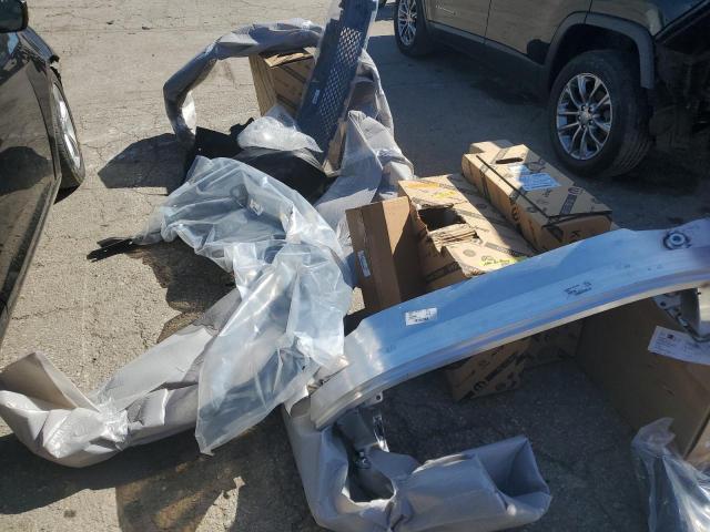Photo 13 from auction – 2019 JEEP CHEROKEE L with VIN 1C4PJLLB2KD327571