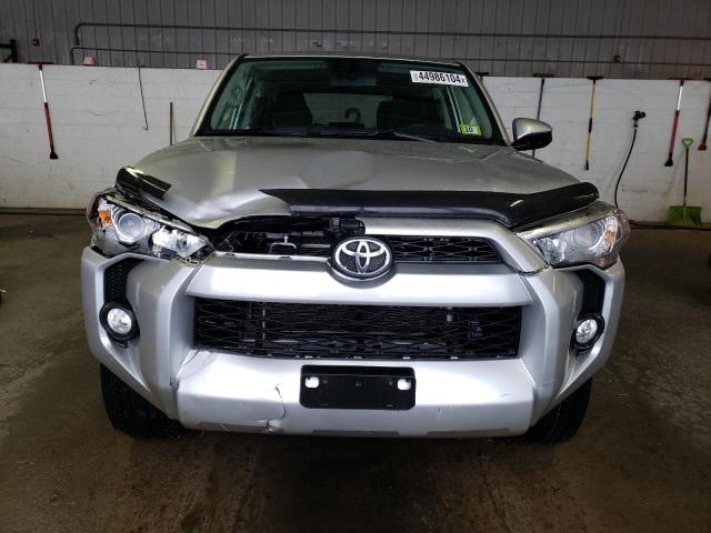 Photo 5 from auction – 2016 TOYOTA 4RUNNER SR with VIN JTEBU5JRXG5312956