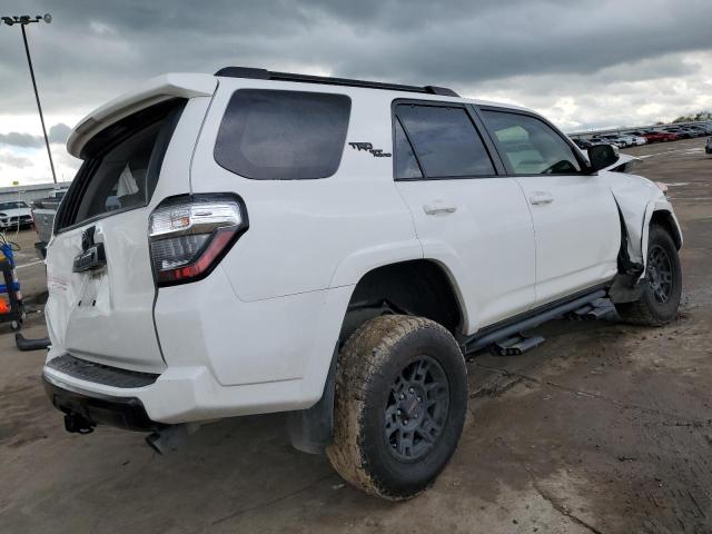 Photo 3 from auction – 2019 TOYOTA 4RUNNER SR with VIN JTEBU5JR0K5638015
