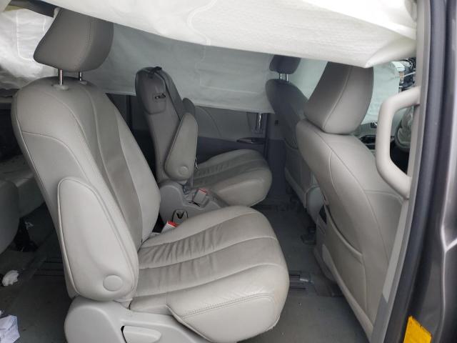 Photo 11 from auction – 2013 TOYOTA SIENNA XLE with VIN 5TDYK3DC8DS321984