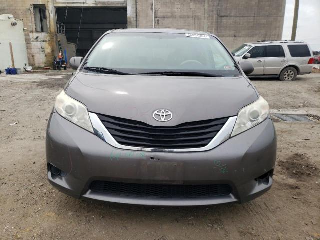 Photo 5 from auction – 2014 TOYOTA SIENNA LE with VIN 5TDKK3DC1ES450866