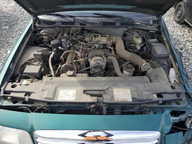Photo 11 from auction – 2000 FORD CROWN VICT with VIN 2FAFP74W9YX198030