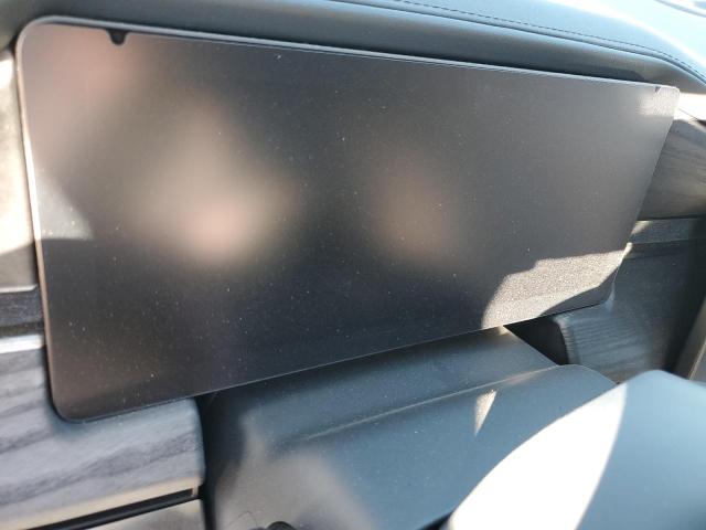 Photo 9 from auction – 2023 RIVIAN R1S ADVENT with VIN 7PDSGABA4PN024646
