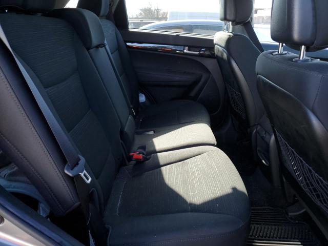 Photo 11 from auction – 2014 KIA SORENTO LX with VIN 5XYKTCA66EG483662