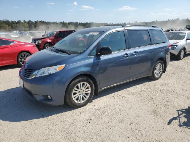 TOYOTA SIENNA XLE 2014 with VIN 5TDYK3DC3ES490960 - Photo from auction