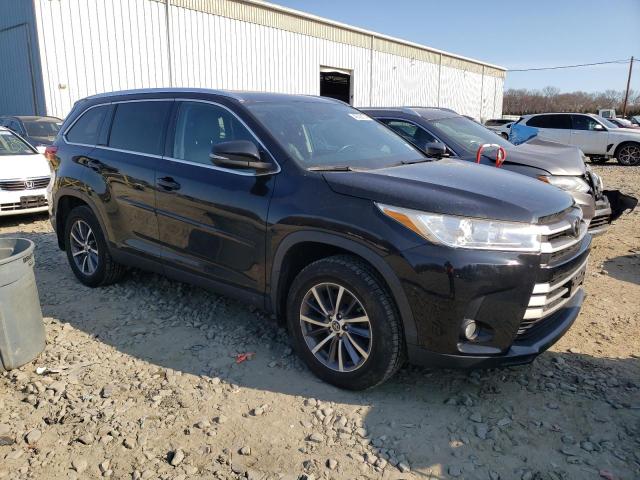 Photo 4 from auction – 2019 TOYOTA HIGHLANDER with VIN 5TDJZRFH9KS594440