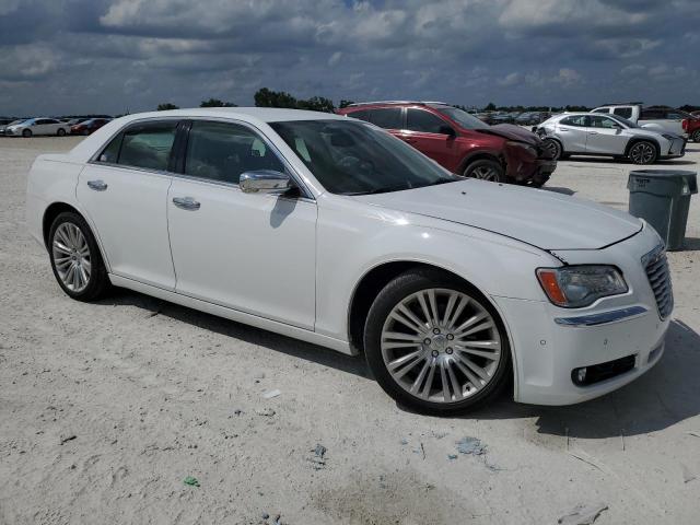 Photo 4 from auction – 2014 CHRYSLER 300C with VIN 2C3CCAETXEH200646
