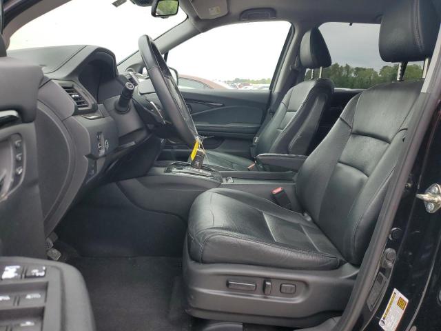 Photo 7 from auction – 2017 HONDA PILOT TOUR with VIN 5FNYF5H97HB007025