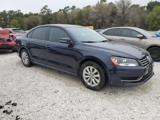 Photo 4 from auction – 2015 VOLKSWAGEN PASSAT S with VIN 1VWAT7A31FC039424