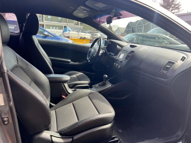 Photo 5 from auction – 2016 KIA FORTE SX with VIN KNAFZ6A31G5582910