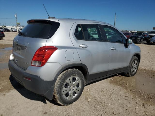 Photo 3 from auction – 2015 CHEVROLET TRAX LS with VIN 3GNCJKSB1FL204376