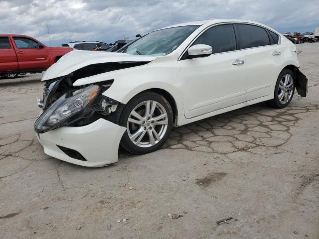NISSAN ALTIMA 3.5 2017 with VIN 1N4BL3AP5HC246846 - Photo from auction
