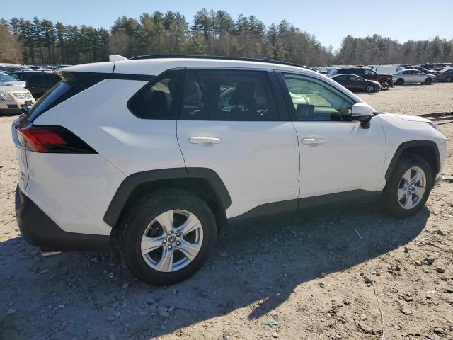 Photo 3 from auction – 2019 TOYOTA RAV4 XLE with VIN JTMP1RFV3KD517694