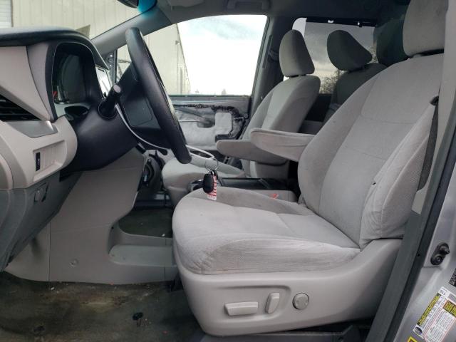 Photo 7 from auction – 2016 TOYOTA SIENNA LE with VIN 5TDKK3DCXGS714640