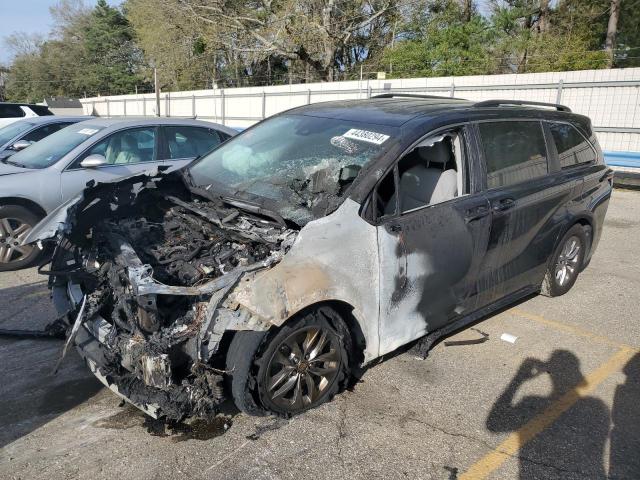 TOYOTA SIENNA LE 2021 with VIN 5TDKRKEC7MS016311 - Photo from auction