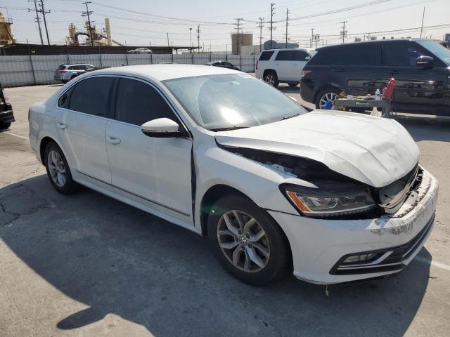 Photo 4 from auction – 2016 VOLKSWAGEN PASSAT S with VIN 1VWAT7A30GC036628