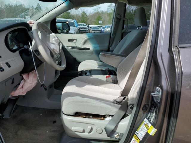 Photo 7 from auction – 2014 TOYOTA SIENNA LE with VIN 5TDKK3DC8ES406217