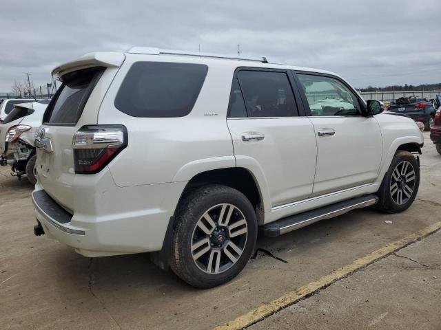 Photo 3 from auction – 2018 TOYOTA 4RUNNER SR with VIN JTEBU5JR1J5571682