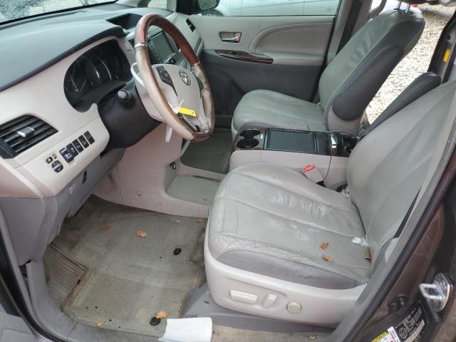 Photo 7 from auction – 2013 TOYOTA SIENNA XLE with VIN 5TDYK3DC4DS297005