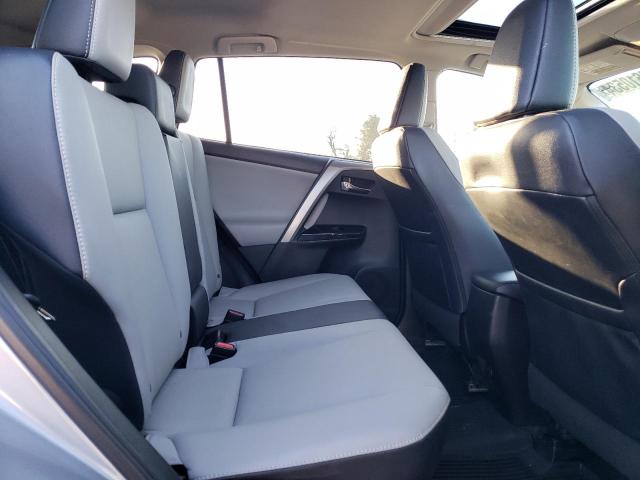 Photo 11 from auction – 2017 TOYOTA RAV4 LIMIT with VIN 2T3DFREV5HW601551