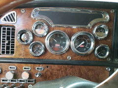 Photo 8 from auction – 2001 PETERBILT 379 with VIN 1XP5DB9X21N562118