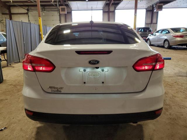 Photo 6 from auction – 2015 FORD FOCUS S with VIN 1FADP3E22FL339252