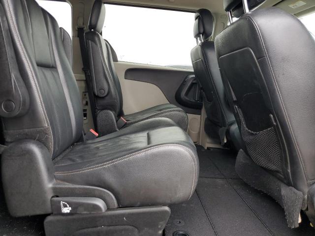 Photo 11 from auction – 2013 CHRYSLER TOWN & COU with VIN 2C4RC1BG8DR720334