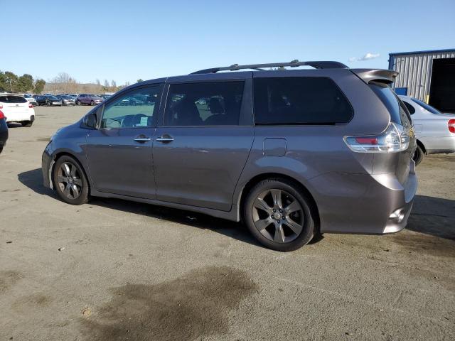 Photo 2 from auction – 2016 TOYOTA SIENNA SE with VIN 5TDXK3DC5GS702837