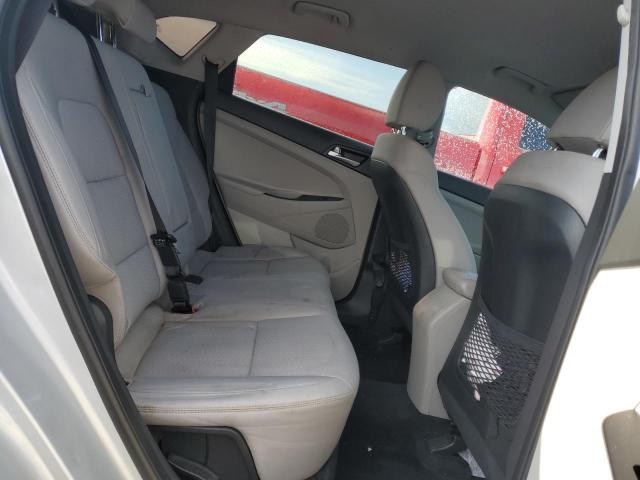 Photo 11 from auction – 2019 HYUNDAI TUCSON SE with VIN KM8J2CA41KU979052