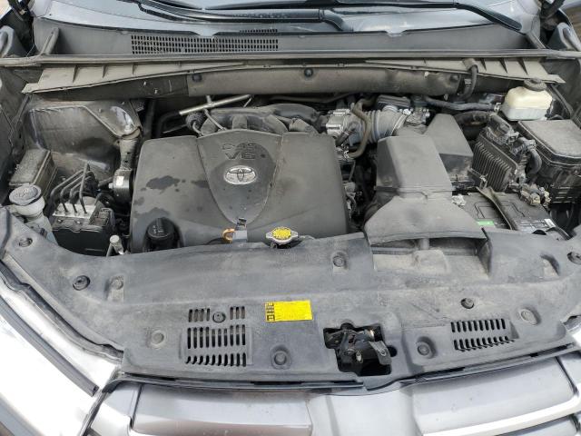 Photo 11 from auction – 2017 TOYOTA HIGHLANDER with VIN 5TDJZRFH0HS434262
