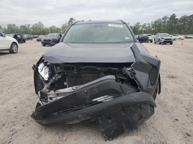 Photo 5 from auction – 2020 TOYOTA RAV4 LE with VIN JTMF1RFV7LD062913