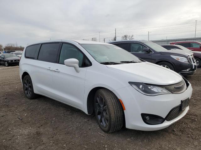 Photo 4 from auction – 2018 CHRYSLER PACIFICA T with VIN 2C4RC1FG3JR289407