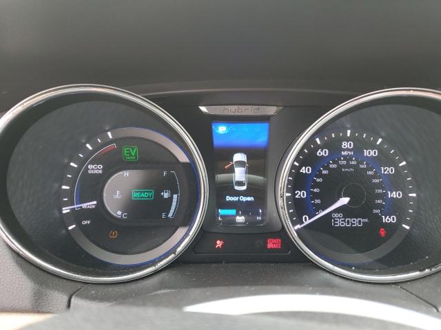 Photo 9 from auction – 2012 HYUNDAI SONATA HYB with VIN KMHEC4A41CA063267