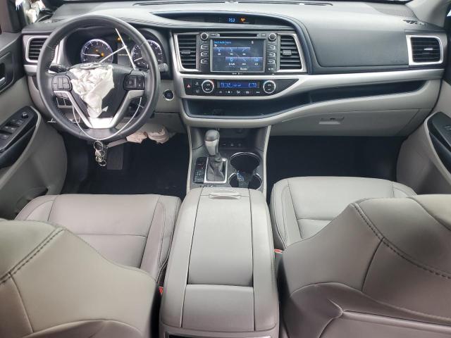 Photo 8 from auction – 2015 TOYOTA HIGHLANDER with VIN 5TDJKRFHXFS201751