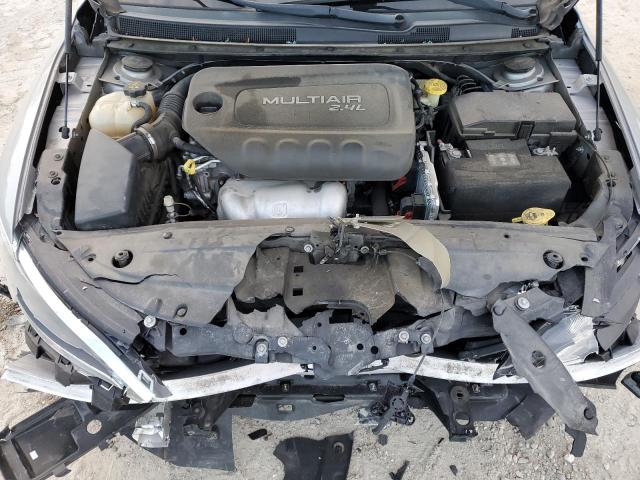 Photo 11 from auction – 2015 CHRYSLER 200 LIMITE with VIN 1C3CCCAB5FN741489