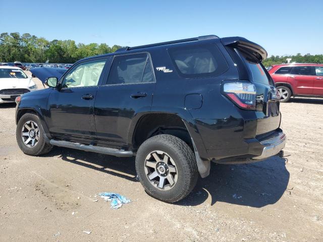Photo 2 from auction – 2020 TOYOTA 4RUNNER SR with VIN JTEBU5JR1L5748797