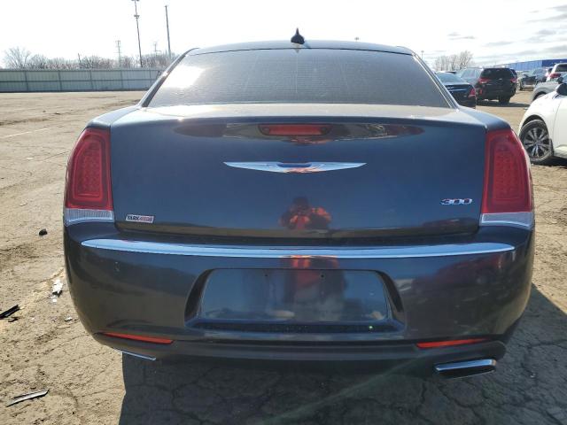 Photo 6 from auction – 2017 CHRYSLER 300 LIMITE with VIN 2C3CCAAG7HH661817