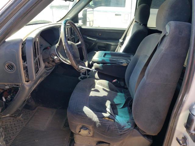 Photo 7 from auction – 2002 CHEVROLET SILVERADO with VIN 2GCEC19V421230195