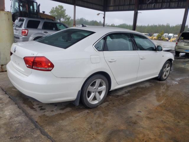 Photo 3 from auction – 2015 VOLKSWAGEN PASSAT S with VIN 1VWAT7A32FC108718