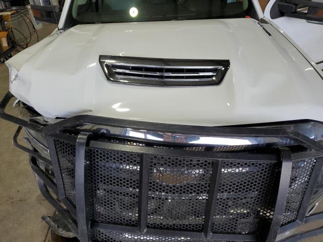 Photo 11 from auction – 2017 CHEVROLET SILVERADO with VIN 1GC1KWEY4HF120554