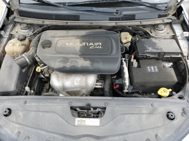 Photo 11 from auction – 2015 CHRYSLER 200 LIMITE with VIN 1C3CCCAB9FN543207