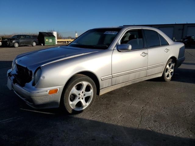 MERCEDES-BENZ E 320 4MAT 2002 with VIN WDBJF82J72X070417 - Photo from auction