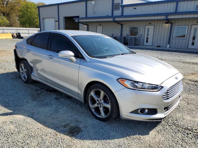 Photo 4 from auction – 2016 FORD FUSION SE with VIN 3FA6P0T99GR212945