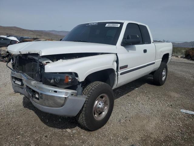DODGE RAM 2500 2000 with VIN 3B7KF2366YG110030 - Photo from auction