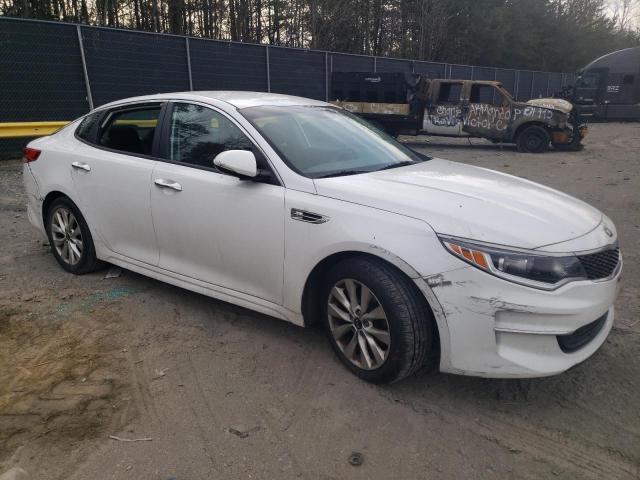 Photo 4 from auction – 2018 KIA OPTIMA LX with VIN 5XXGT4L34JG265362