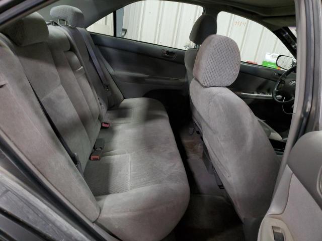 Photo 10 from auction – 2002 TOYOTA CAMRY LE with VIN 4T1BE32K52U625706
