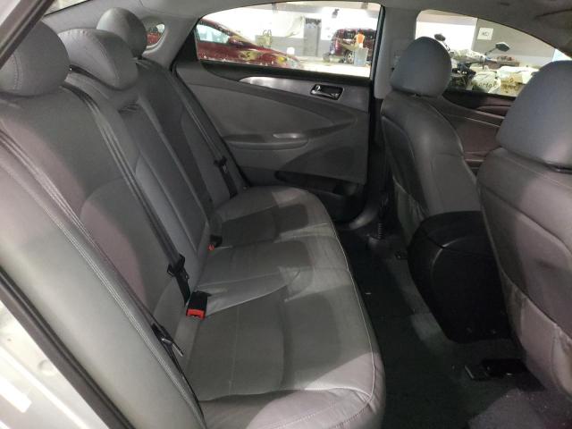 Photo 10 from auction – 2014 HYUNDAI SONATA HYB with VIN KMHEC4A42EA110339