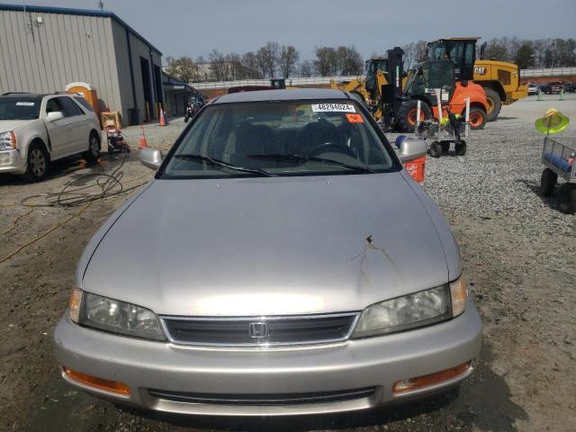 Photo 5 from auction – 1996 HONDA ACCORD with VIN 1HGCE6643TA016169