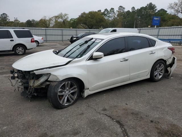 NISSAN ALTIMA 2.5 2015 with VIN 1N4AL3AP2FC209083 - Photo from auction